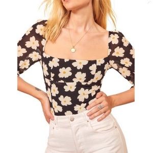 Reformation Georgia Top in Gemma